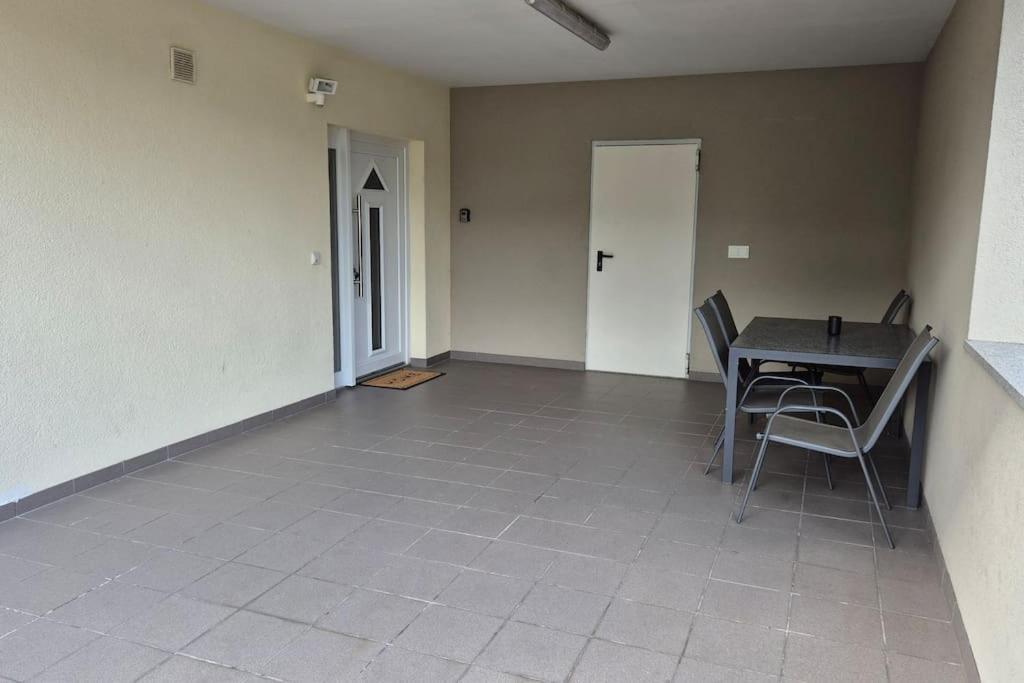 Ferienwohnung Au In Bitburg Exterior photo